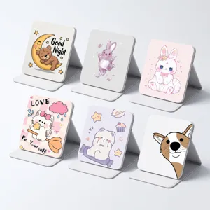 Ensemble de six miroirs pliables en cuir PU avec des motifs d'animaux de dessin animé mignons.
