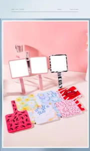 Aperçu complet de miroirs à main carrés portables aux motifs originaux et colorés
