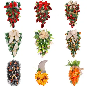 Collection de guirlandes festives pour Noël, Halloween et décoration saisonnière.