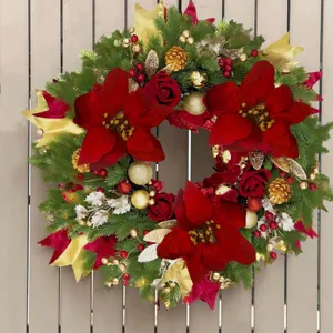 Kunstmatige Kerstkrans Rode Rozen Poinsettia Dennenappels Gouden Ornamenten Groene Dennennaalden Deurhanger Decoratie