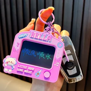 Llavero de osito rosa con pizarra electrónica para colgar en mochilas y bolsos moda