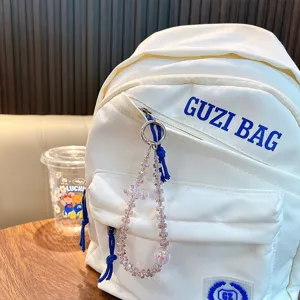Eleganter Schlüsselanhänger mit Kristallwolke Perlen für Taschen in zartem Rosa Finish