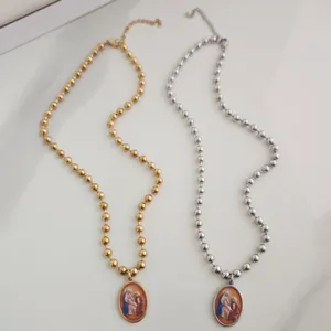 Rozenkranskettingen van roestvrij staal in goud en zilver met 3D-geprinte religieuze hangers