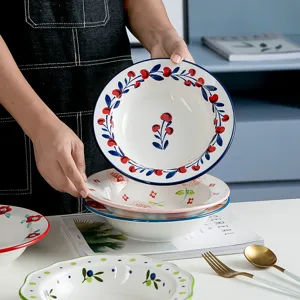 Creativi Piatti Fondi in Porcellana a Forma di Cappello Dipinti a Mano Sottovernice Creativi Piatti da Cena Rotondi in Ceramica Floreale per Pasta Insalata Zuppa Bistecca Casa Cucina