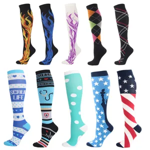 Calze a Compressione Sportive Sopra il Ginocchio Corsa Atletica Infermieristica Supporto a Pressione Nylon Traspirante Unisex Parastinchi Calze Lunghe