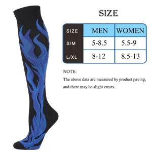 Calze a compressione sportiva con motivo a fiamma blu e tabella delle taglie