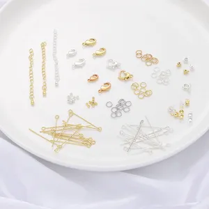 Varios suministros de joyería como cierres de langosta y anillos abiertos para bricolaje