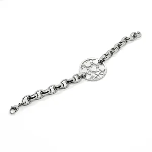 Elegante collana a catena in acciaio al titanio con ciondolo circolare a forma di cuore.