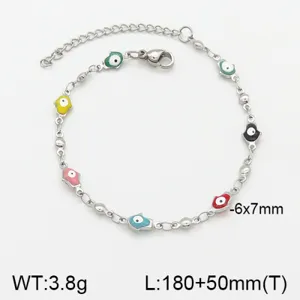 Vista dettagliata del bracciale in acciaio inox con ciondoli hamsa colorati e misure.
