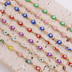 Braccialetti colorati con mano di Fatima e malocchio in acciaio su base in pietra