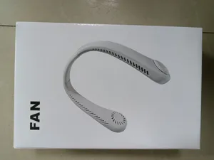Professionelle Produktverpackung für einen tragbaren USB-Halsventilator ohne Flügel