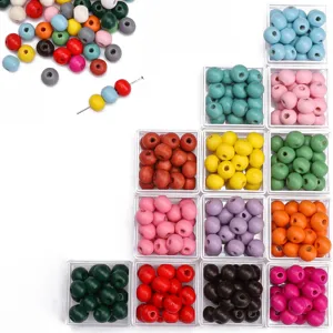 8mm bunte lackierte Holzperlen in klaren Fächern für DIY Schmuckherstellung organisiert