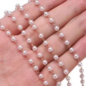 Catena di perle ABS bianche con filo dorato per gioielli e decorazioni da sposa