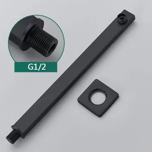 Vue détaillée du filetage G1/2 sur un bras de douche carré en acier inoxydable noir mat