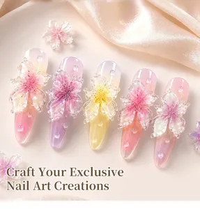Affichage détaillé de designs d'ongles floraux 3D réalisés avec du gel d'extension UV