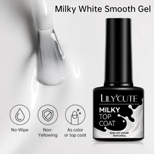 Vue détaillée du vernis à ongles milky white top coat LILY'CUTE avec pinceau lisse