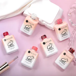 Vue détaillée des flacons de vernis à ongles gel rose nude UR SUGAR 15ml avec pinceau