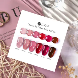 Nuancier de vernis à ongles gelée UR SUGAR aux teintes rose nude et rouge translucides
