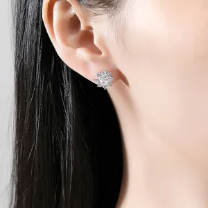 Funkelnde silberne Schneeflocken-Zirkonia-Ohrstecker für Damen, minimalistischer Schmuck