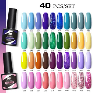 Tavolozza di colori dettagliata con 40 tonalità di smalto gel UV e due flaconi.