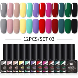 Detalle del set de 12 esmaltes de uñas en gel UV LED Née Jolie con muestras de color