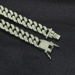 Collana uomo lussuosa Miami Cuban Link ghiacciata con chiusura a cassetta in strass