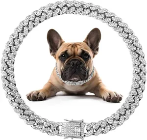 Silbernes Iced-Out-Hundehalsband mit kubanischem Glied und funkelnden Strasssteinen im Bild