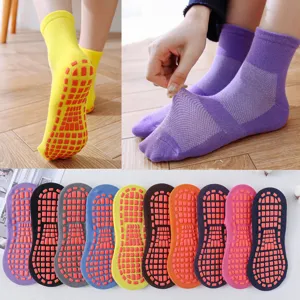 Rutschfeste, atmungsaktive Mesh-Trampolinsocken für Kinder und Erwachsene.