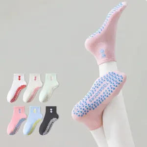 Calze da Yoga Antiscivolo Professionali da Donna in Cotone Calzini da Pilates Con Ricamo a Cuore Grip in Silicone Calze Sportive per Fitness