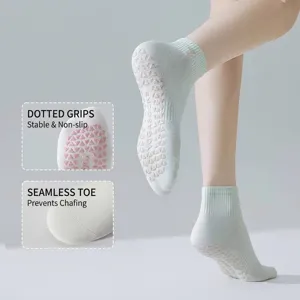 Calze professionali antiscivolo da yoga Pilates con grip in gomma e punta senza cuciture.