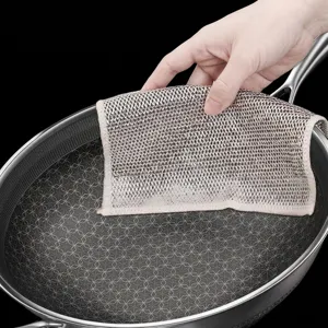 Chiffon à vaisselle en maille métallique pour le nettoyage de la cuisine et des poêles.