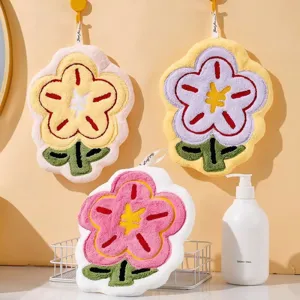 Cute Flower Shaped Hanging Hand Towel Thick Absorbent Microfiber Towel For Kitchen Bathroom Decor Aesthetic Plush Soft Hand Towel