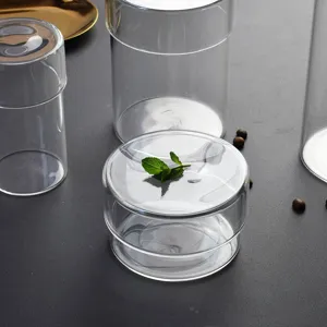 Ensemble de bocaux de conservation en verre transparent de style nordique