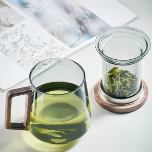 High borosilicate glass tea cup with wooden handle and separate glass infuser set