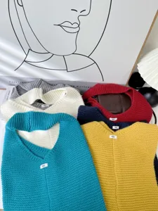 Group display of colorful handmade knitted tote bags in soft Korean aesthetic style