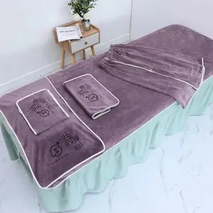 Hochwertiges lilafarbenes Spa-Handtuchset mit Bettbezug, Handtüchern und einem Körperwickel