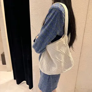 Women Knitted Tote Bag Vintage Cable Knit Diamond Pattern Shoulder Crossbody Bag Large Capacity Casual Polyester Handbag Travel Bag