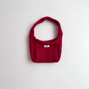 Minimalist red knitted handbag with cute egg tag for autumn and winter