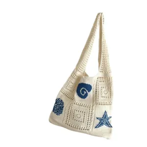 Grand sac de plage bohème au crochet avec motifs tricotés d'étoiles de mer et coquillages
