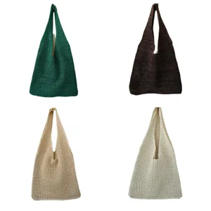 Collage di borse tote in maglia traforata nei colori verde, marrone e crema