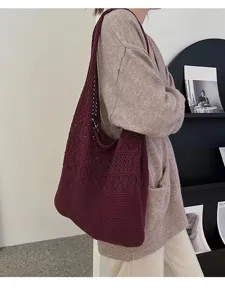 Large capacity burgundy hollow-out knitted shoulder bag for casual minimalist daily outfits