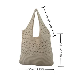 Bolso tote de punto calado hecho a mano: 38cm de ancho y 28cm de caída de asa.