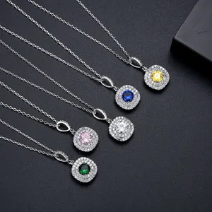 Elegantes collares halo cuadrados de moda con colgantes de circonita 3A de colores