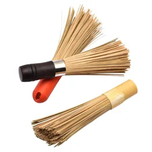 Cepillos tradicionales de bambú para limpiar ollas y sartenes de cocina