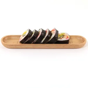 Plateau de service en bois ovale de style japonais pour snacks et présentation de sushis