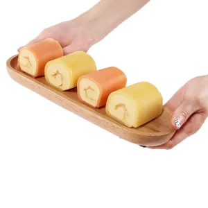 Plateau rectangulaire en bois de style japonais pour collations et desserts naturels