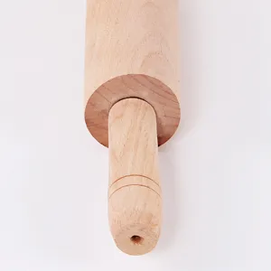 Rouleau à pâtisserie en hêtre naturel pour la préparation de pâtes et pâtisseries