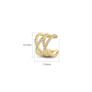 Eleganter goldener doppellagiger Twist-Ohrclip mit Zirkonia-Akzenten für Frauen