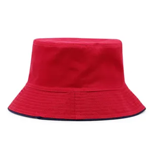 Cappello a secchiello reversibile in cotone rosso minimalista per protezione solare e tempo libero