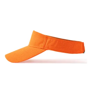 Visera solar de malla naranja transpirable para deportes al aire libre y protección UV.